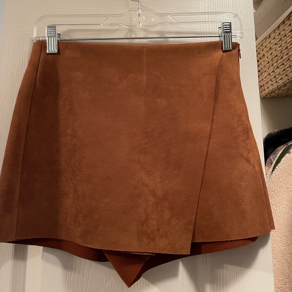 Forever 21 tan suede skort in a size Small.